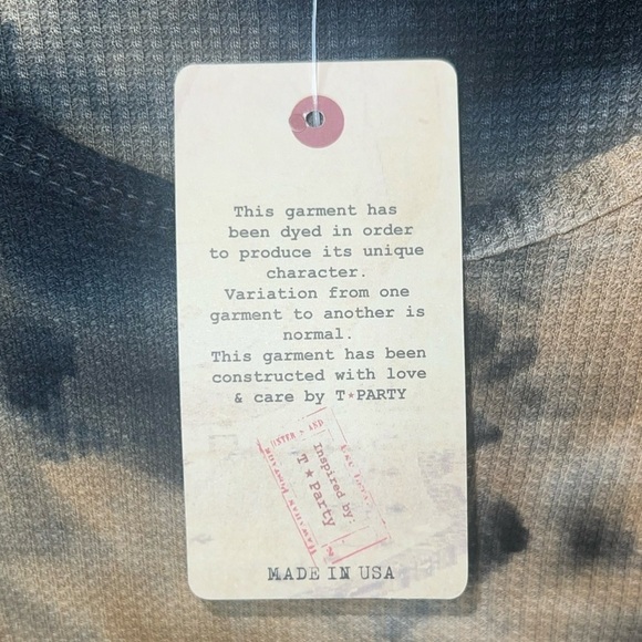 Hooded oversized T Party T - Picture 2 of 3